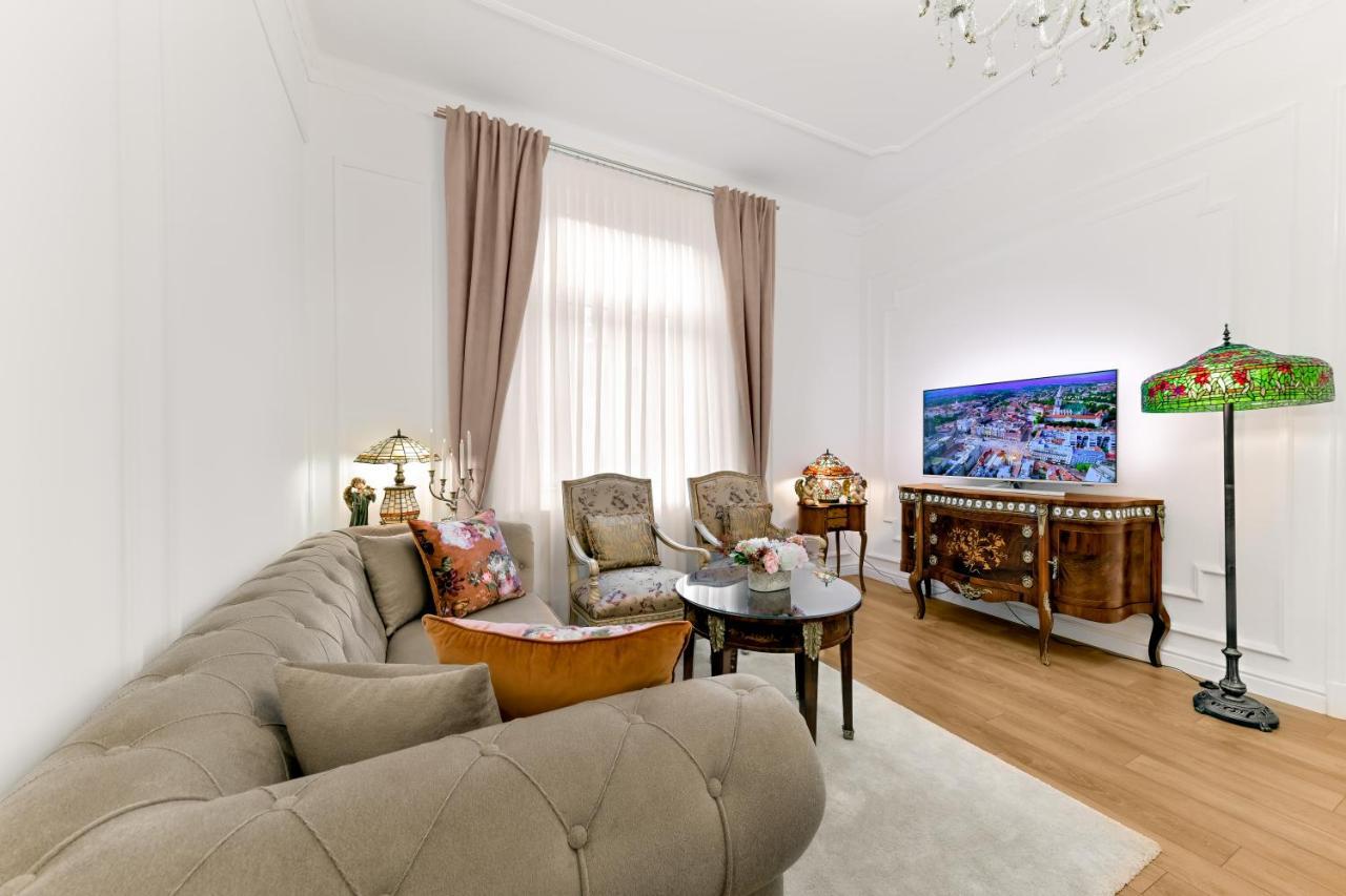 Luxury Class Apartment - 1St Floor, Large Apartment, Downtown, Newly Renovated, Fast Wifi, 4X Air Conditioning Загреб Экстерьер фото