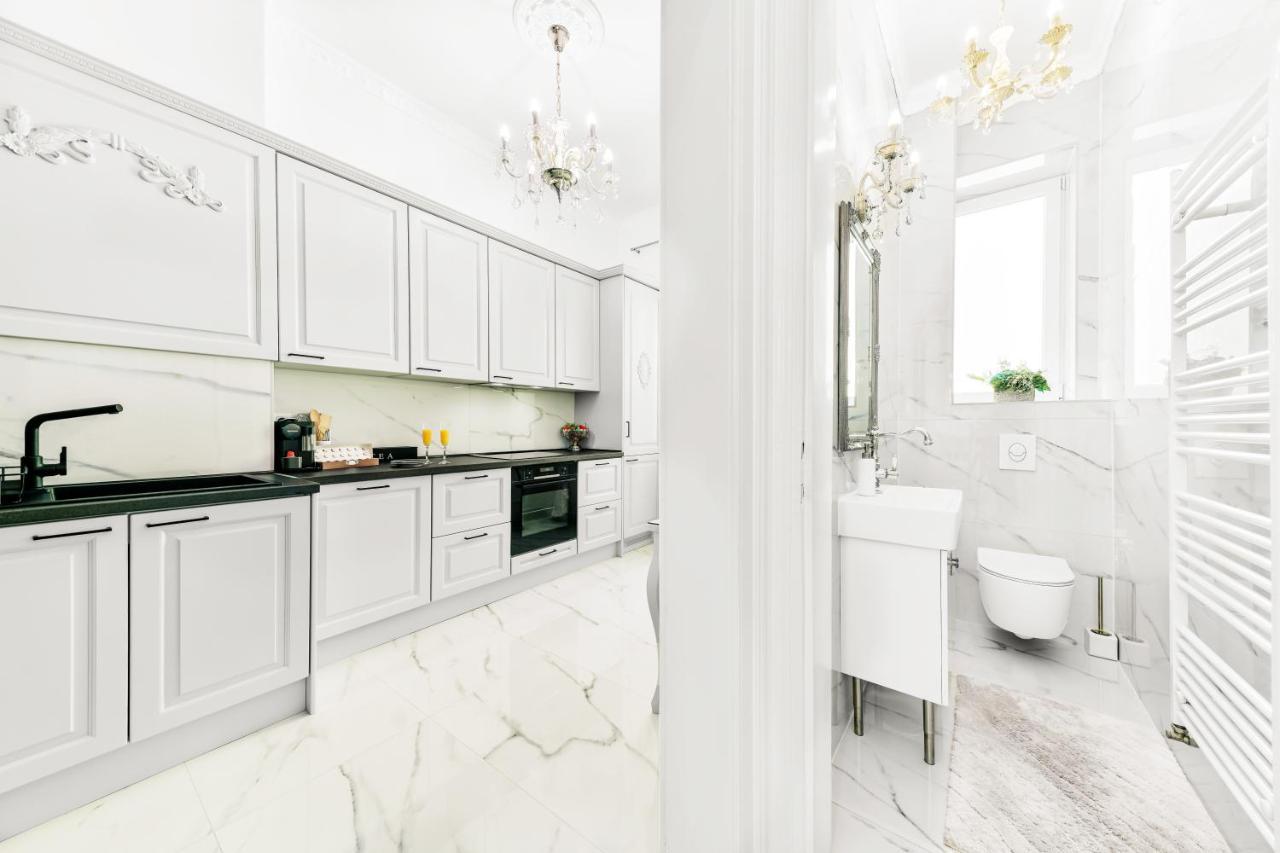 Luxury Class Apartment - 1St Floor, Large Apartment, Downtown, Newly Renovated, Fast Wifi, 4X Air Conditioning Загреб Экстерьер фото