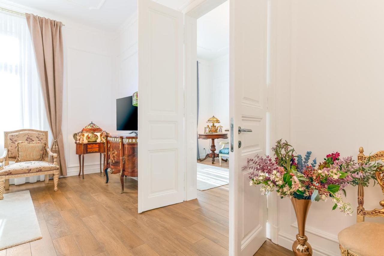 Luxury Class Apartment - 1St Floor, Large Apartment, Downtown, Newly Renovated, Fast Wifi, 4X Air Conditioning Загреб Экстерьер фото